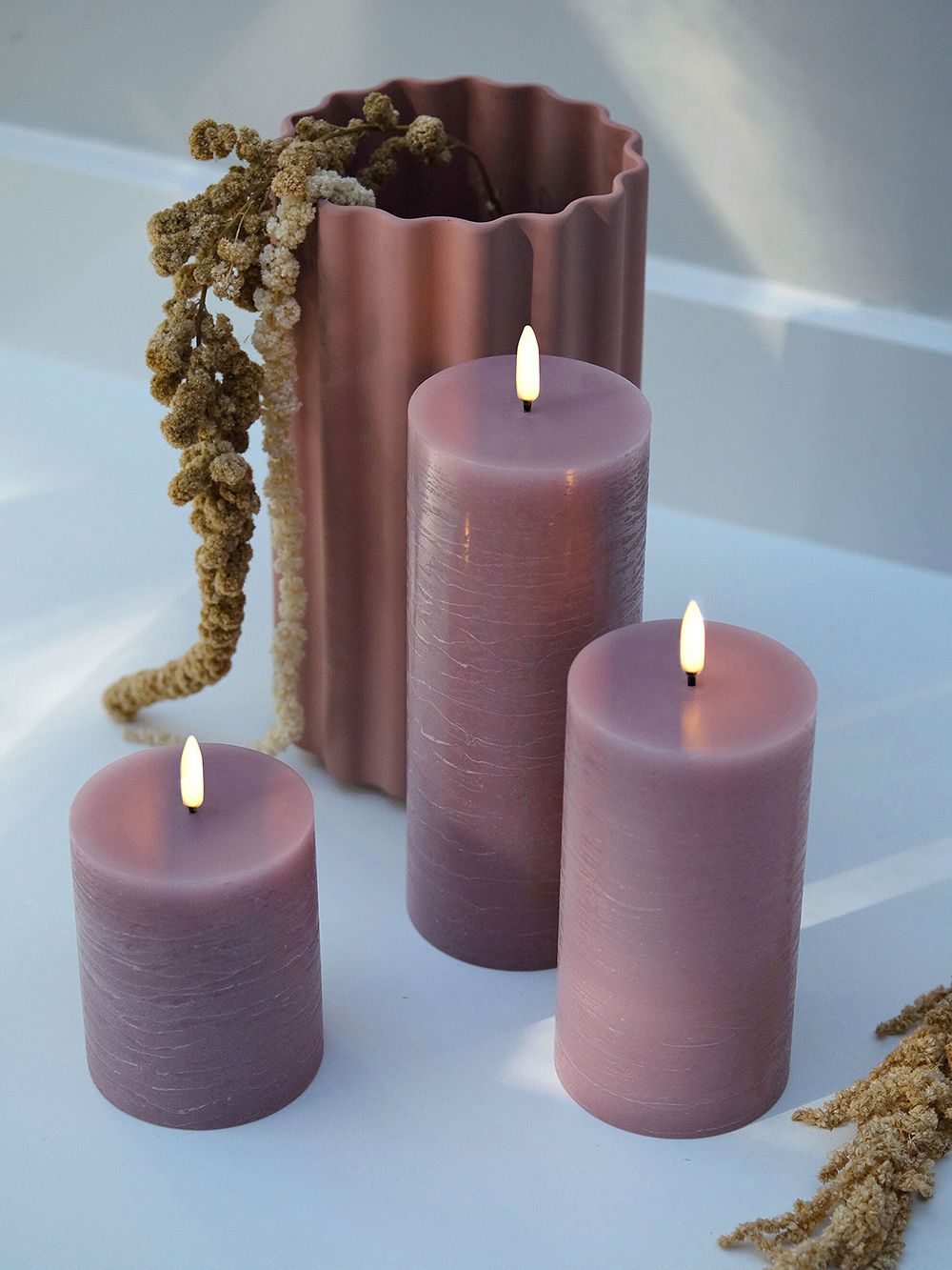 Uyuni Lighting  LED pillar candle, 7,8 x 10 cm, rustic texture, dusty rose