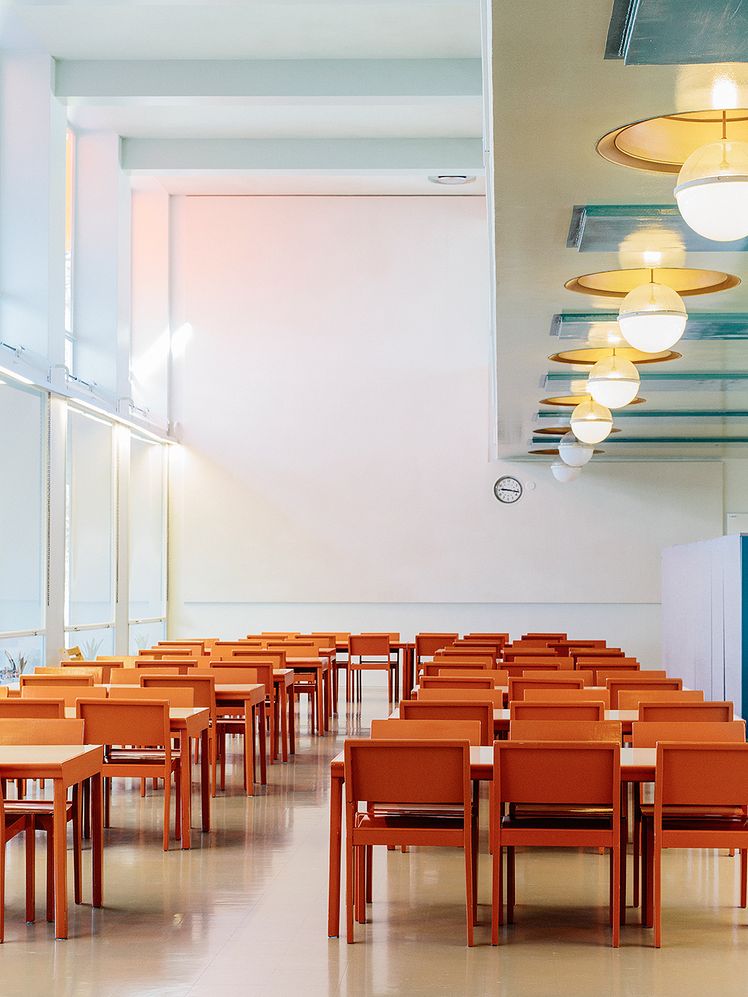 The cafeteria of the Paimio Sanatorium
