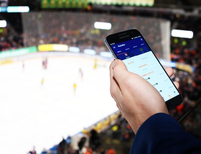 Tapparan uusi applikaatio tuo jääkiekon ystäville ennennäkemättömiä ominaisuuksia. Kuva: Heidi Kormano / Bitwise Oy
