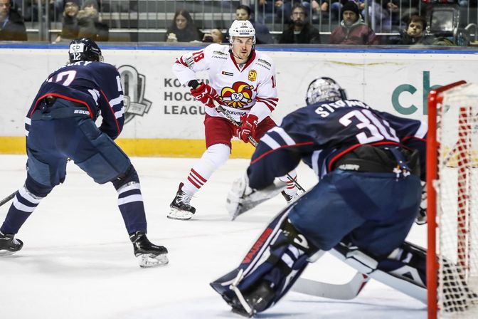 Jakub Stepanek torjui Slovanin maalilla vajaan kauden verran. Kuva: Pekka Rautiainen