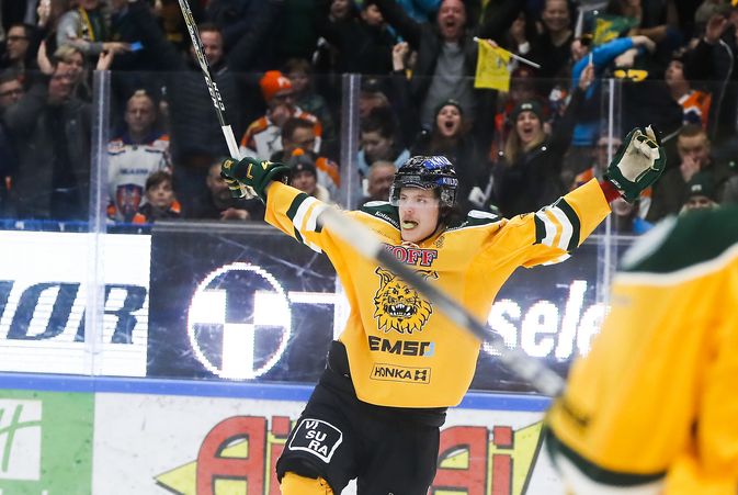 Otto Koivula iski Ilveksen ottelusarjassa 2-1-johtoon. Kuva: Europhoto