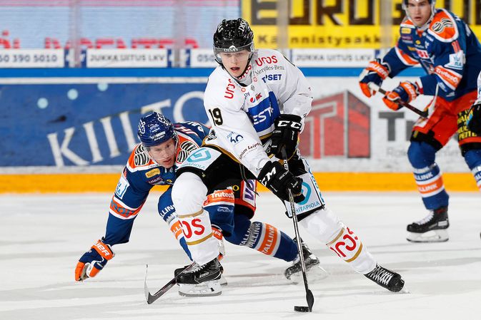 Rasmus Kupari merkkautti Tapparaa vastaan tililleen syöttöpisteen. Kuva: Jukka Rautio / Europhoto