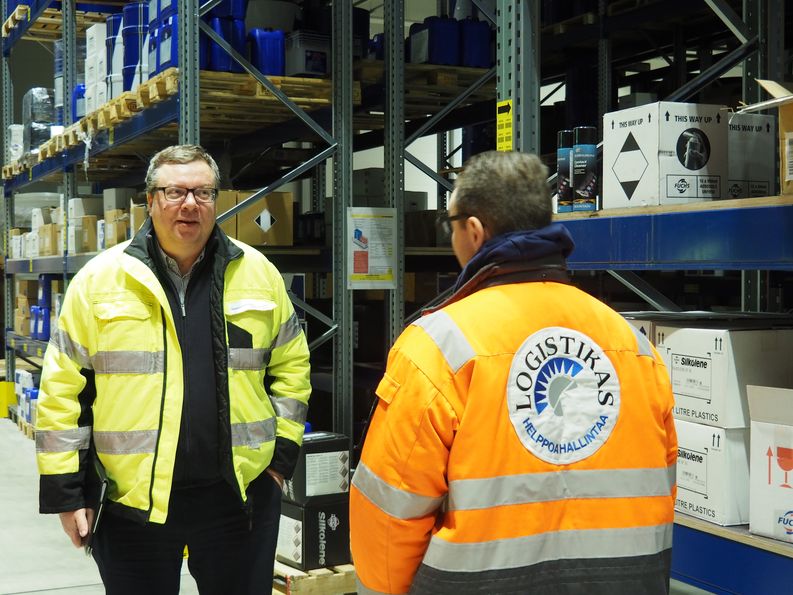 DNV GL:n Kimmo Haarala vierailulla Logistikas Oy:ssä