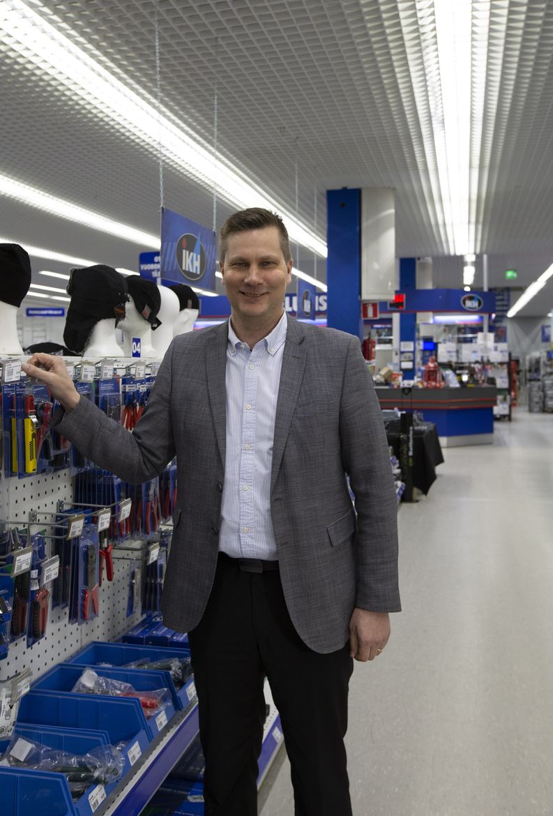 Isojoen Konehalli Oy:n toimitusjohtaja Tuomas Hilakari