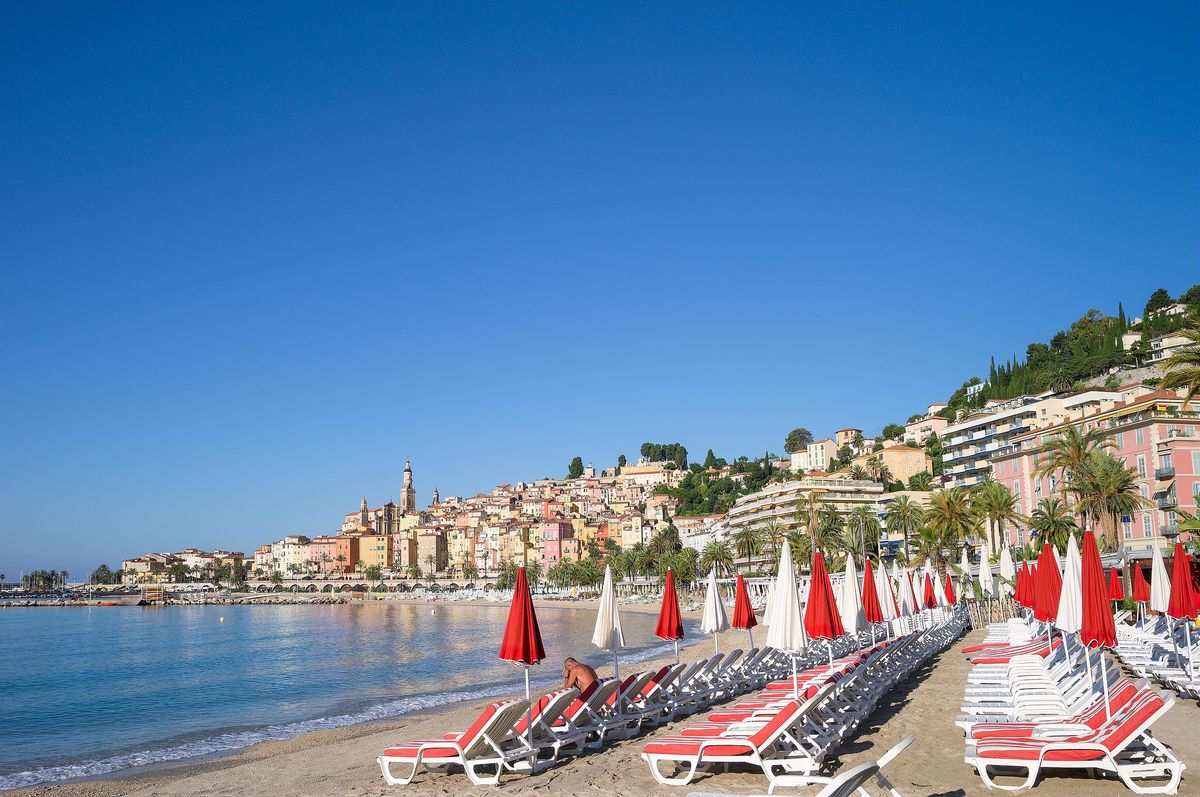 Côte d'Azur Menton Pierre et Vacances location d'appartements hébergement vacances d'été