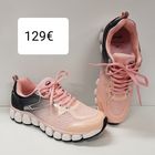 Scholl Galaxy 129€ pinkki  Kokoja 36,37,38,39,40  Pohjallisen pituus: 36=23,8cm 37=24,4cm 38=25,0cm 39=25,6cm 40=26,2cm 41=26,8cm 42=27,4cm normaalikoko MULLISTAVA POHJALLINEN!  Schollin Biomechanics®-kengät auttavat vähentämään ylipronaation aiheuttamia kipuja kantapäissä, jaloissa, polvissa ja alaselässä. Ylipronaatiossa jalka kiertyy liikaa sisäänpäin ja jalkaholvi laskeutuu. Kliinisesti muotoiltu Tri-Planar Motion Control System vähentää jalkojen kuormitusta ja tukee jalan asentoa ja linjausta