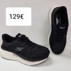 SKECHERS GO WALK Max Cushioning Arch Fit - Roslyn, Musta Hinta 129€ kokoja 36,37,38,39,40,41  Ei Slip-malli, mutta tämäkin malli menee helposti jalkaan kuin Slip mallit  -patentoitu Arch Fit -muotoiltu sisäpohja, jossa jalkalääkärien hyväksymä jalkaholvituki  -päällinen Mesh kangasta -joustonauhat -100 % vegaaninen -joustava ja pitävä ulkopohja HUOM! Skechers malleissa reilu mitoitus, ota numeroa pienempi,kuin normaalisti käytät