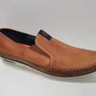 BUGATTI Hinta 110€ kokoja 41, 43,44,45,46 pehmeää nahkaa pehmustettu sisäpohja normaalikoko