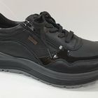 KUVA 55 G-Comfort Rolling Fitness Black 129€ Hinta 129€ jäljellä  kokoja 38,39  Vedenpitävä kalvo! -HUOM! Leveä lesti, reilusti leveyttä, rintavuutta ja myös varvaskorkeutta -nauhat+vetoketju, menee helposti jalkaan -laadukasta, pehmeää nahkaa, nahkavuori, irroitettava pohjallinen -rullaava pohja, helpot kävellä, säästää polvia ja niveliä -Erittäin pitävä GRIP-ulkopohja pituudeltaan normaalikokoa Pohjallisen pituus: 38=25,2cm 39=25,8cm 40=26,4cm 41=27,0cm 42=27,6cm
