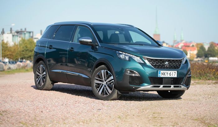 Peugeot 5008 neliveto