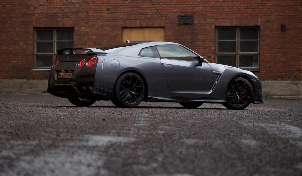 Nissan Gtr 2017 >> Koeajossa Nissan Gt R 2017 Menoa Ja Meininkia Nissan Gtr 2017 >> Koeajossa Nissan Gt R 2017 Menoa Ja Meininkia