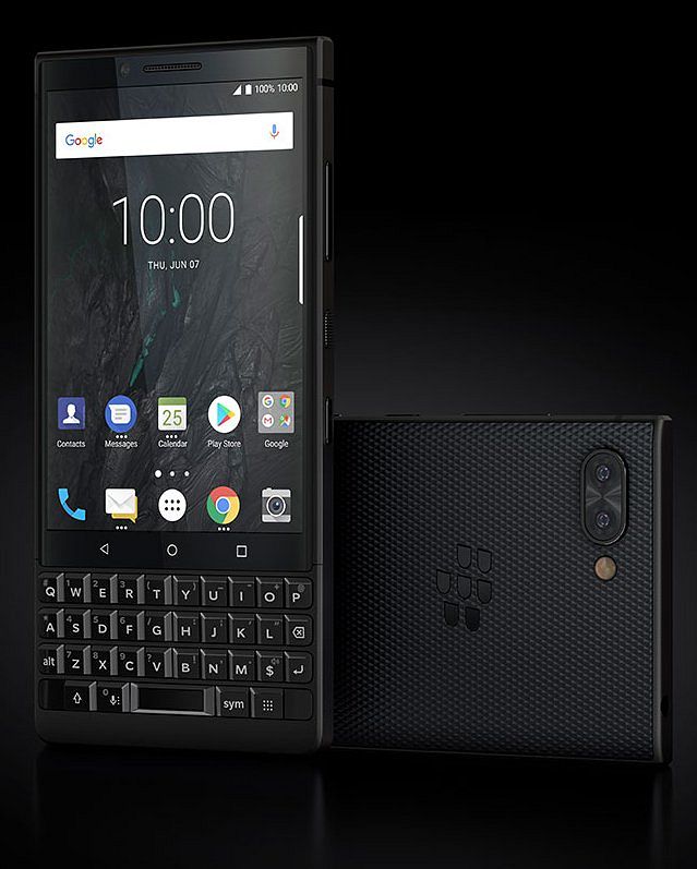 BlackBerry Key2 täysmustana.