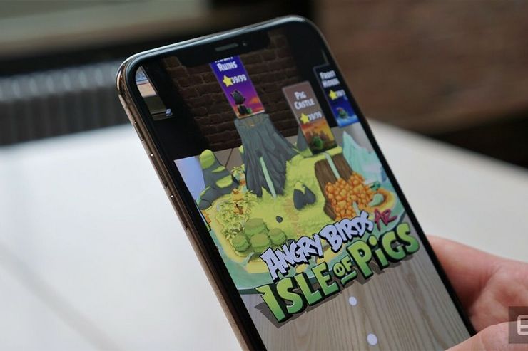 Angry Birds AR: Isle of Pigs. Kuva: Engadget.