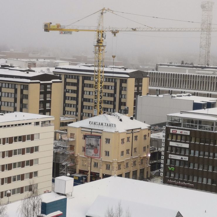 Honor View20, kuvattu 48 megapikselin koossa ja leikattu 2000×2000-kokoon.