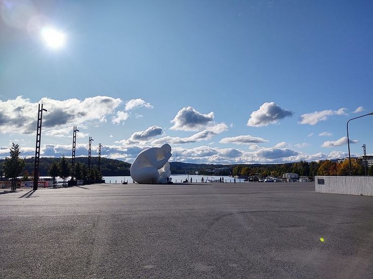 Pääkamera.