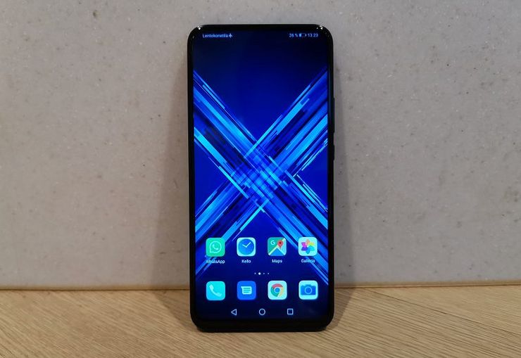 Honor 9X:ssä on vuosipäivityksen makua.