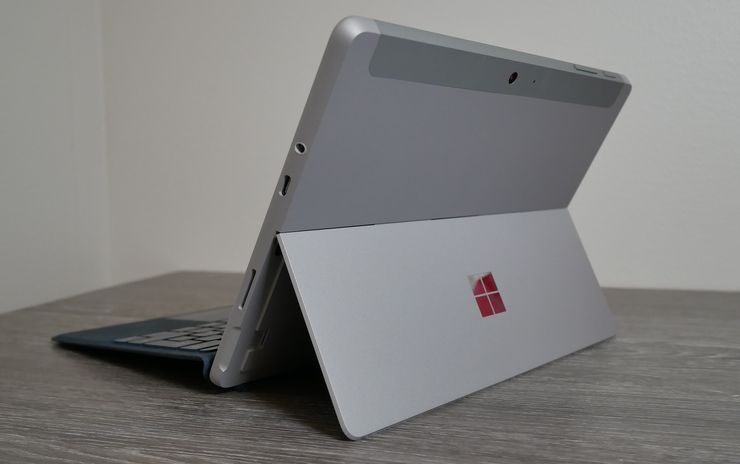 Surface Gon takapuolella on kahdeksan megapikselin kamera.