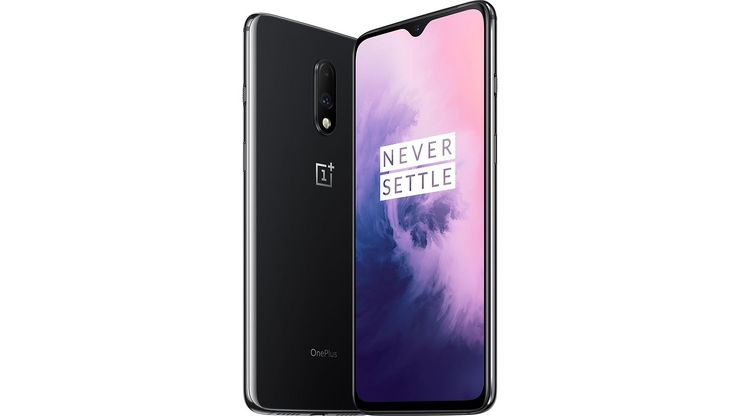 Tummanharmaa Mirror Gray on OnePlus 7:n ainut värivaihtoehto.