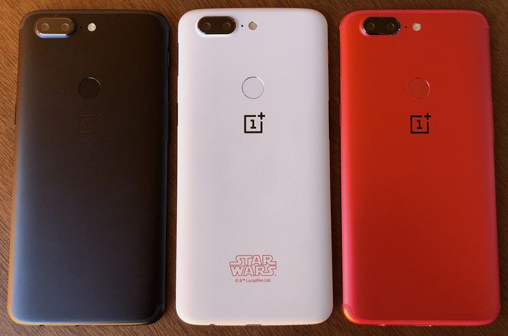 OnePlus 5T Lava Red on kolmas värivaihtoehto OnePlus 5T:lle Suomessa alkuperäisen mustan Midnight Blackin sekä valkoisen Star Wars Limited Edition -erikoisversion jälkeen.