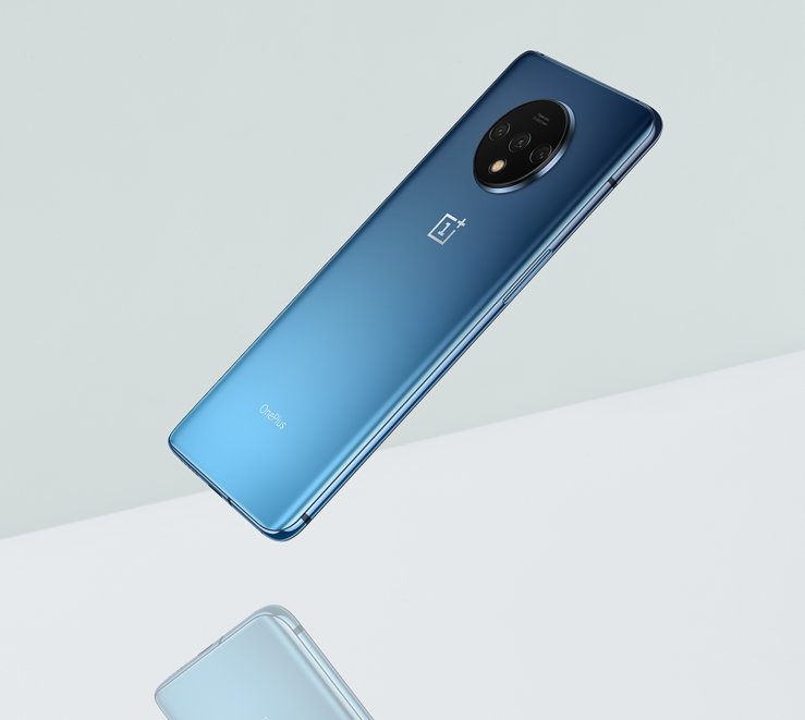OnePlussan julkaisema virallinen kuva OnePlus 7T:stä.