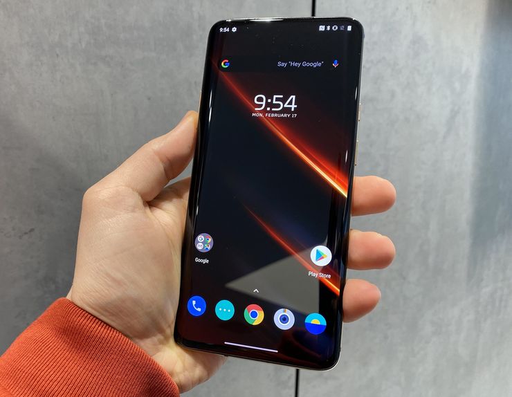 Muuten OnePlus Concept One on kuin OnePlus 7T Pro.
