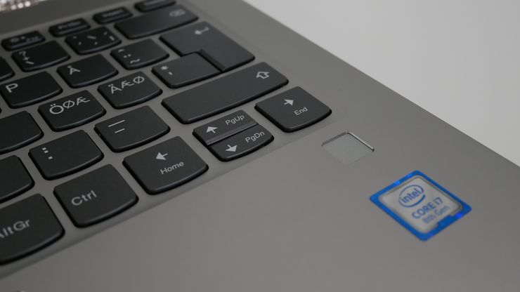 Lenovo Yoga 920:n sormenjälkilukija on mukava lisä läppäriin.