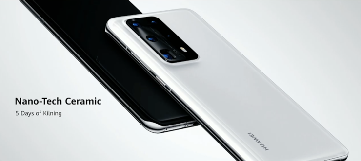 P40 Pro+ on takaa keraamipintainen. Värivaihtoehdot ovat musta Ceramic Black ja valkoinen Ceramic White.