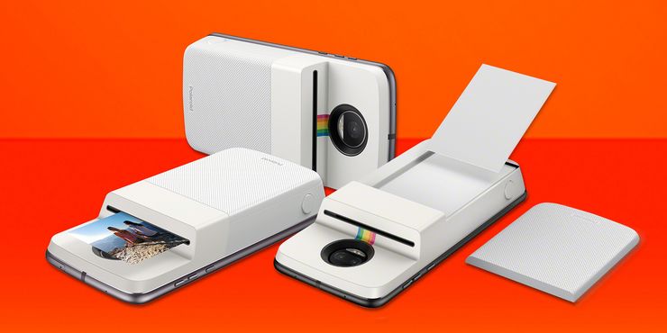 Kuvassa Motorolan polaroid-kamera Moto Z -sarjan puhelimille. Suomessa kamera tulee myyntiin tammikuussa 169 euron hintaan.