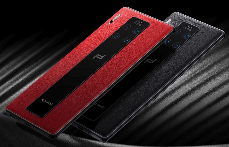 Porsche Design Huawei Mate30 RS on takaa osin nahkaa.