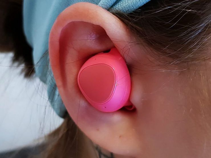 Gear IconX (2018) -kuulokkeet sopivat monenkokoisiin korviin.