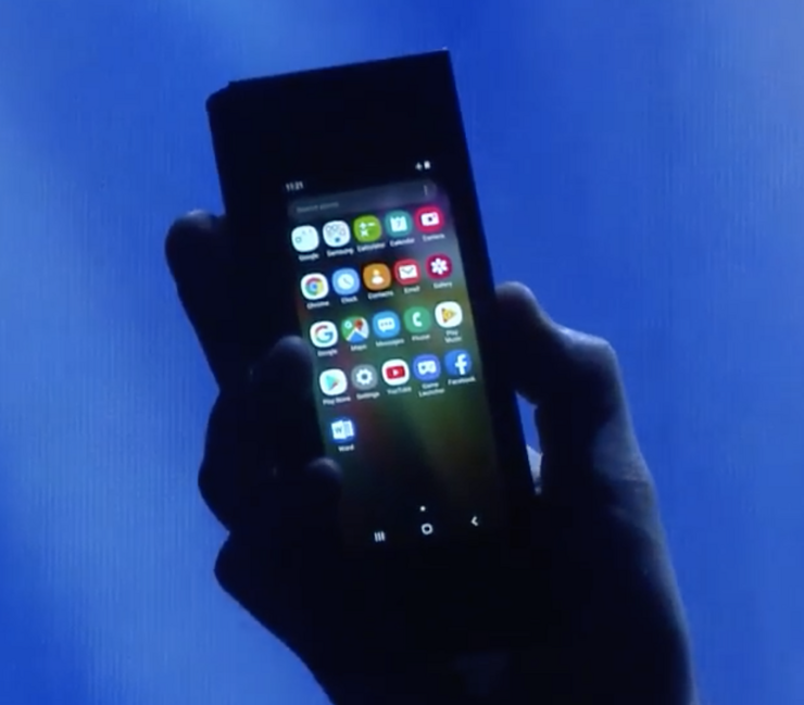 Samsungin laite suljettuna.