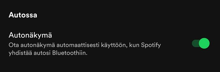 Spotifyn Car View -autonäkymä aktivoituu automaattisesti. kun puhelin yhdistyy autoon.