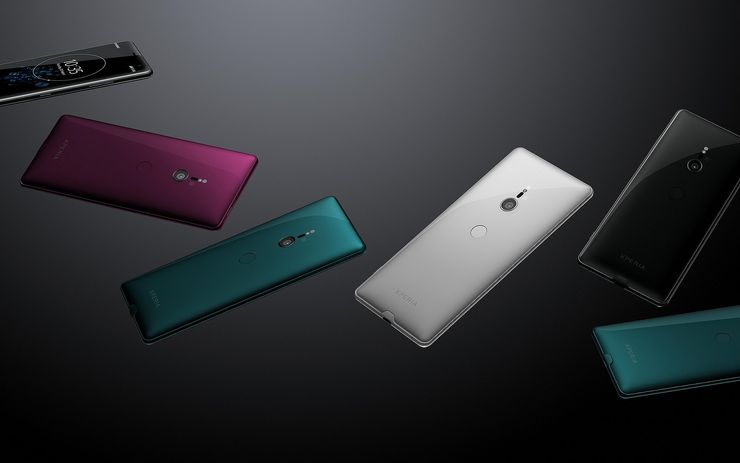 Xperia XZ3:n värivaihtoehdot.