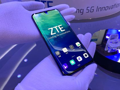ZTE Axon 10 Pro 5G on Elisan ensimmäisiä 5G-älypuhelinmalleja Suomessa.