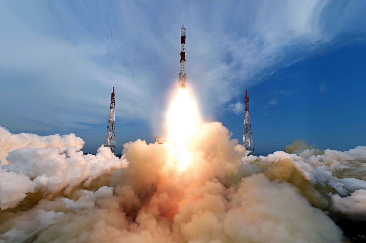 Intian avaruusjärjestö Isro lähetti avaruuteen PSLV-C35-raketin Andhra Pradeshissa sijaitsevasta Satish Dhawanin avaruuskeskuksesta syyskuussa 2016.
