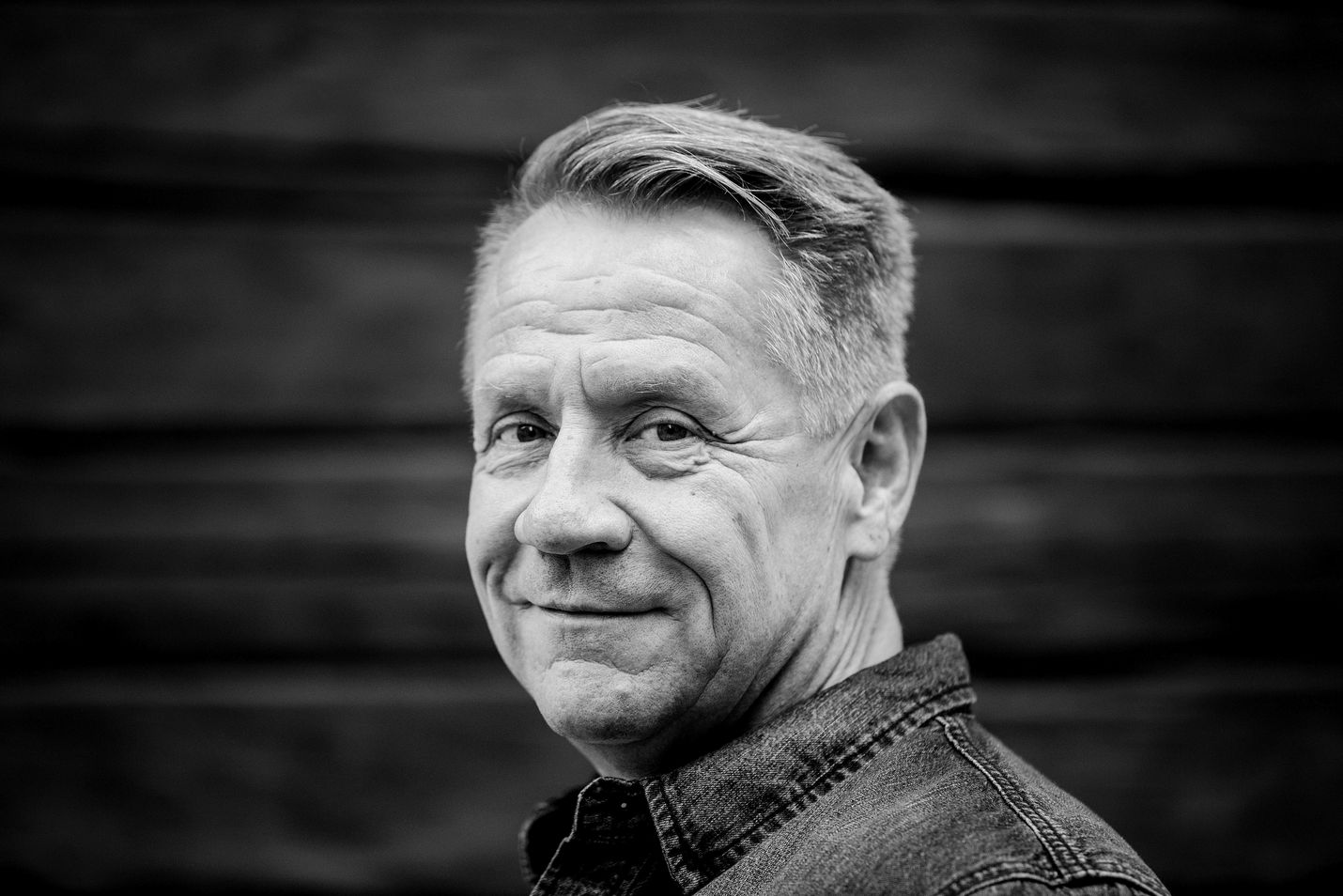 Olli Lindholm oli Yö-yhtyeen perustajajäsen ja laulaja.