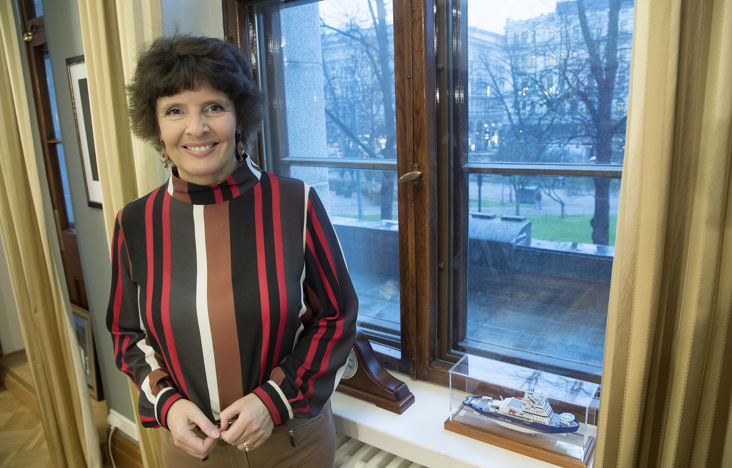 Ministeri Anne Bernerillä ei ole toimitusministeriössä valtuuksia ratahankkeita vauhdittavien tytäryhtiöiden perustamiseen.