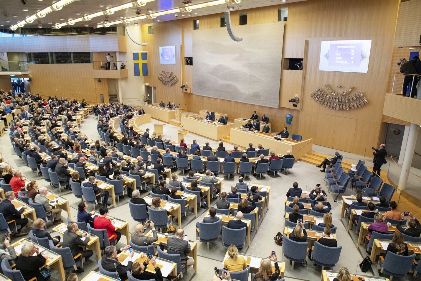 Useita Ruotsin valtiopäiväedustajia on viime vuosina joutunut skandaalien keskelle nostamiensa korvausten vuoksi.