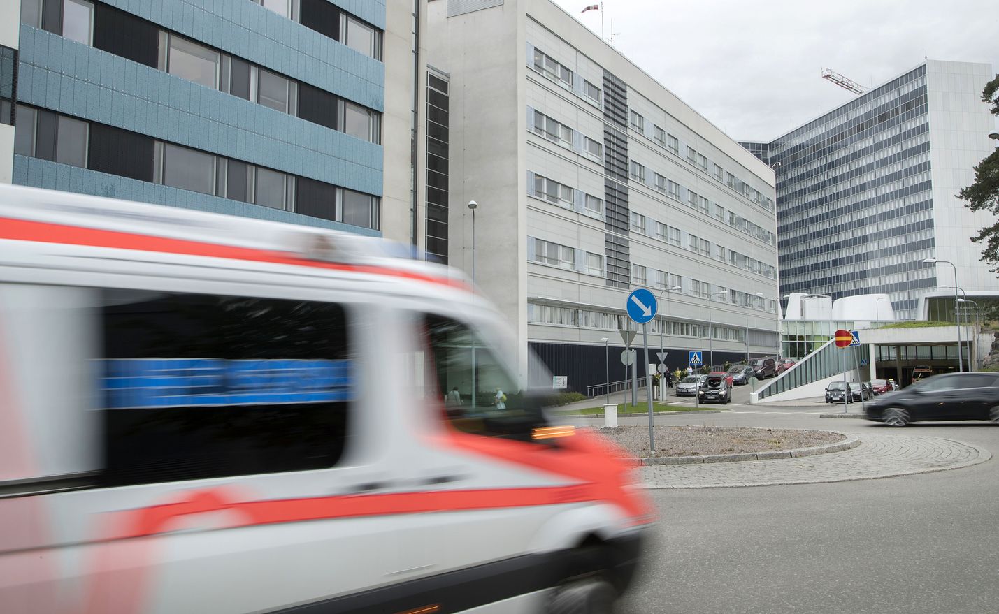 Nuorten aikuisten masennuksesta ja ahdistuksesta johtuvat sairauspoissaolot ovat kasvussa, mutta eniten suomalaiset potevat yhä tuki- ja liikuntaelinsairauksia. Kuvituskuva.