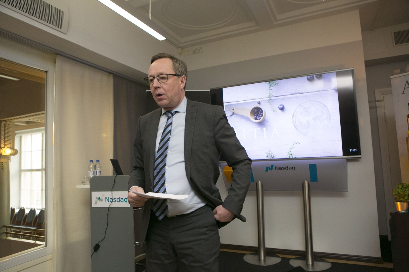 Valtiovarainministeri Mika Lintilä sanoi, että lisäbudjetin määrärahoilla edistetään viennin edellytyksiä ja poistetaan logistisia pullonkauloja.