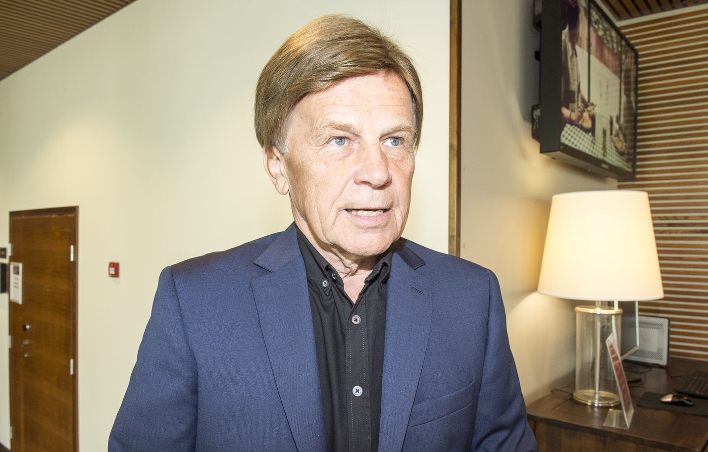 Tuore meppi Mauri Pekkarinen on kutsunut mediassa itseään keltanokaksi ja päivitellyt parlamentin byrokraattisuutta.