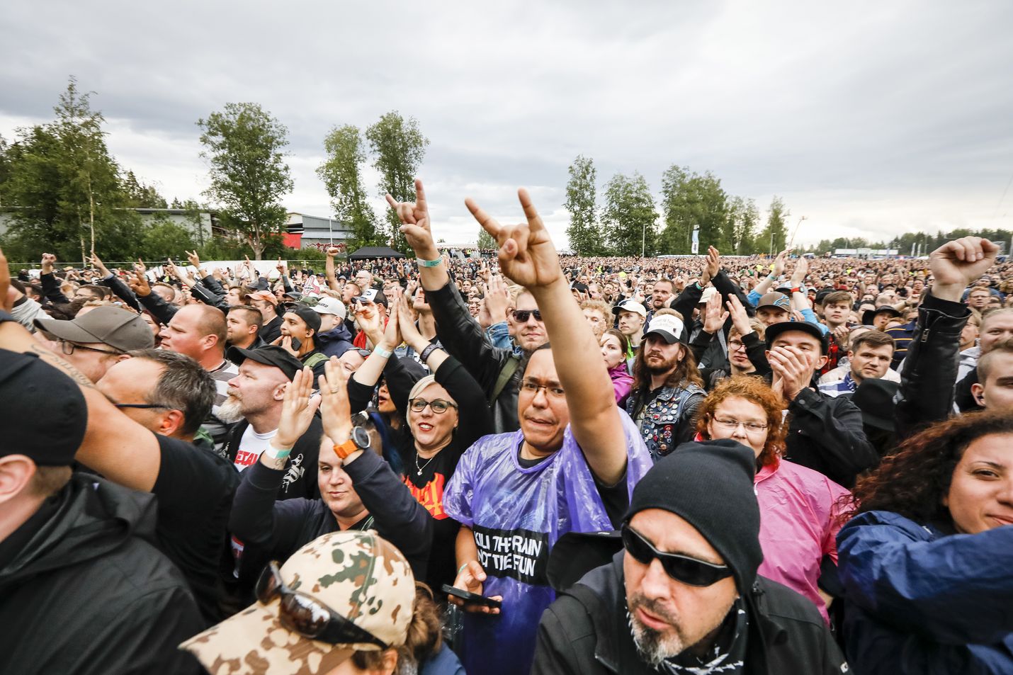 Kaikki konsertin 55 000 lippua myytiin ennakkoon.