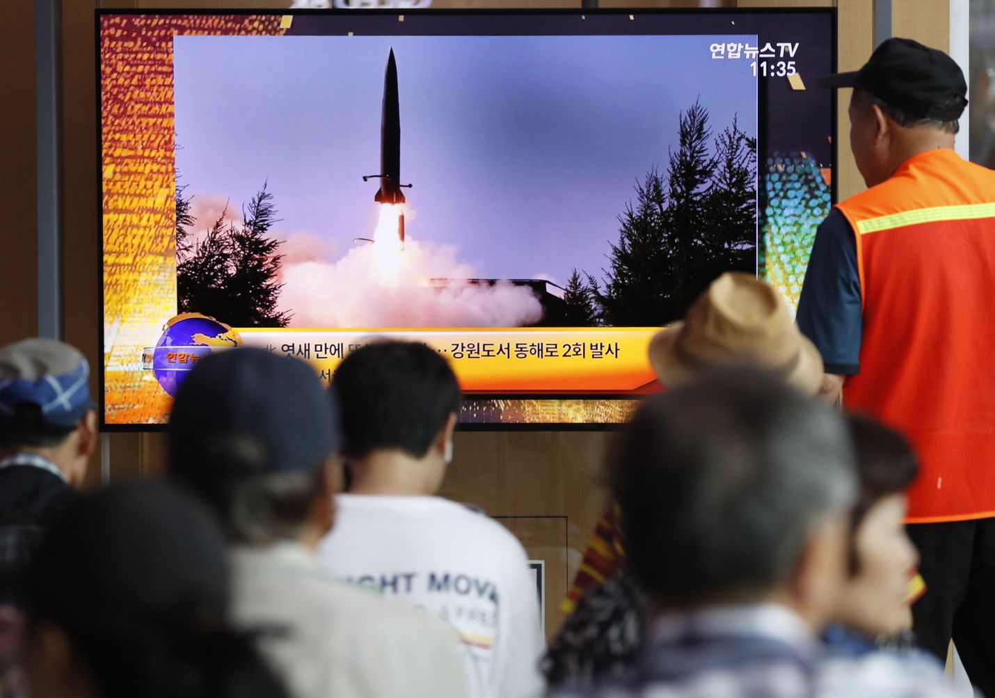 Eteläkorealaisille pohjoisnaapurin sotilaallinen uhittelu on uutislähetyksissä tullut tutuksi. Perjantaina Pohjois-Korea ampui jälleen ohjuksia mereen.