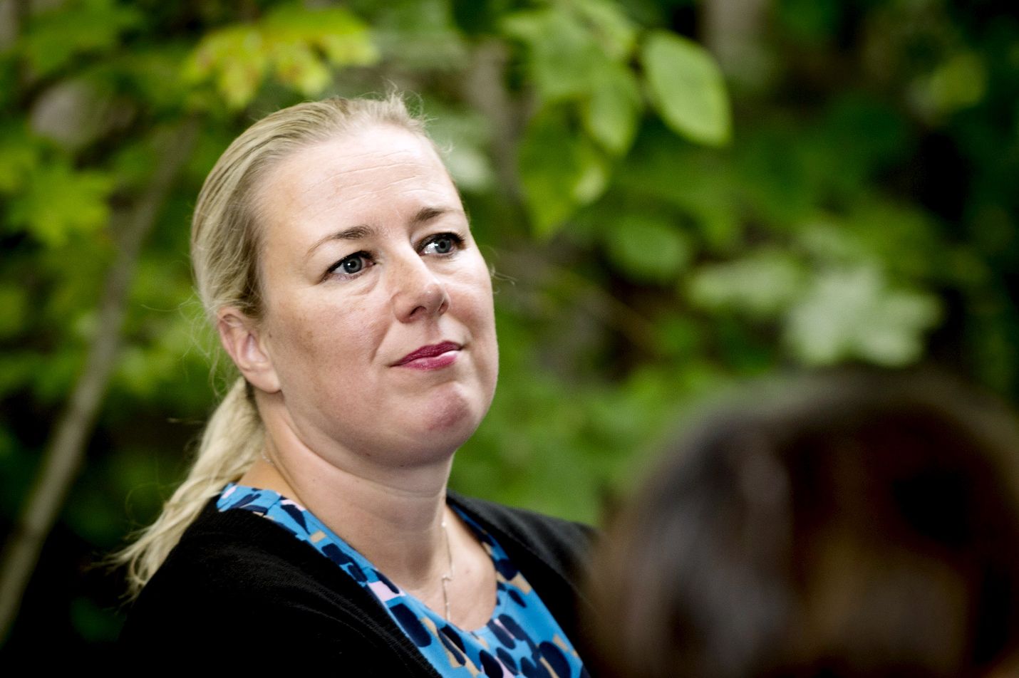 SDP:n entinen puheenjohtaja Jutta Urpilainen on Suomen ehdokas EU-komissaariksi. Alma Median poliitikkopörssin viikko sitten julkaiseman kyselyn mukaan Urpilainen on Suomen kolmanneksi suosituin poliitikko Sauli Niinistön ja Pekka Haaviston jälkeen.