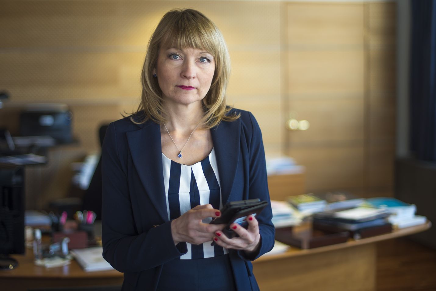 Hallinto-oikeuden professori Olli Mäenpään mukaan Päivi Sillanaukeen kantelu virantäytöstä oikeuskanslerille kuulostaa jännittyneeltä.