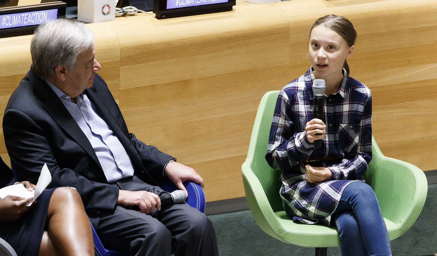 Ruotsalainen ilmastoaktivisti Greta Thunberg puhui, ja YK:n pääsihteeri António Guterres kuunteli lauantaina nuorten ilmastokokouksessa New Yorkissa.