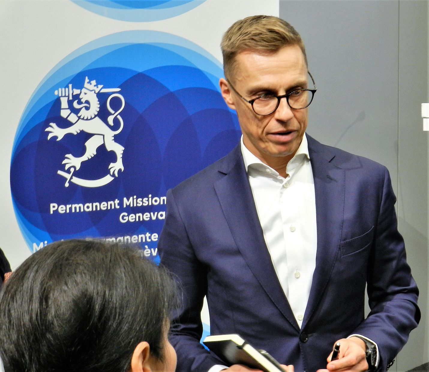Lännen Media tapasi varapääjohtaja Alexander Stubbin Genevessä, jossa hän oli luennoimassa muun muassa Euroopan asemasta nykyisessä maailmantilanteessa.