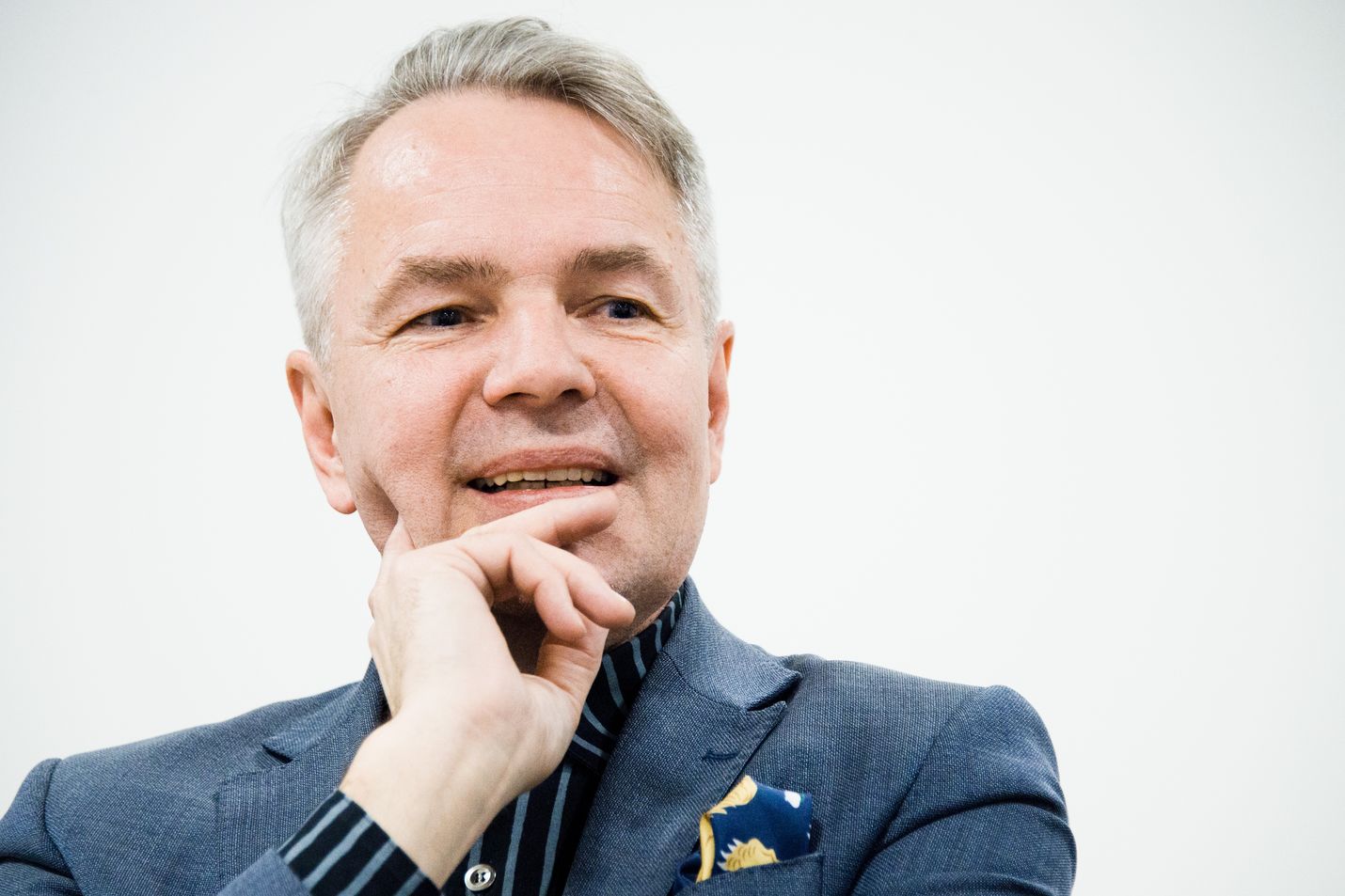 Ulkoministeri Pekka Haavisto (vihr.) vastasi ulkoasianhallinnon ammattijärjestön tekemiin kysymyksiin.
