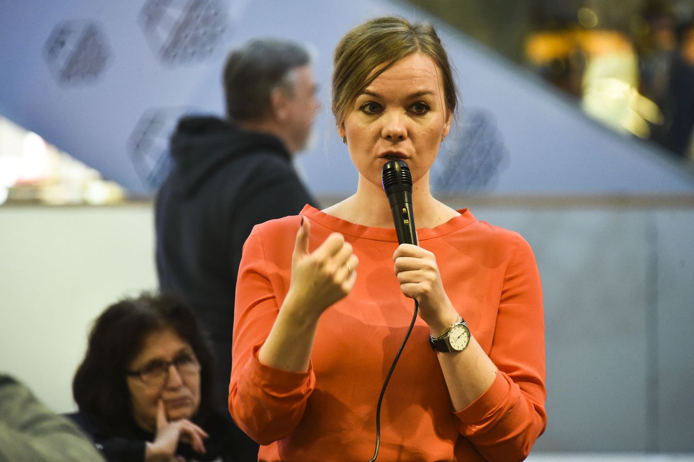 Keskustan puheenjohtaja Katri Kulmunin mukaan keskustan ja sdp:n hallitusyhteistyö eli punamulta on ollut keskustalaisille perinteisesti mieluinen vaihtoehto.