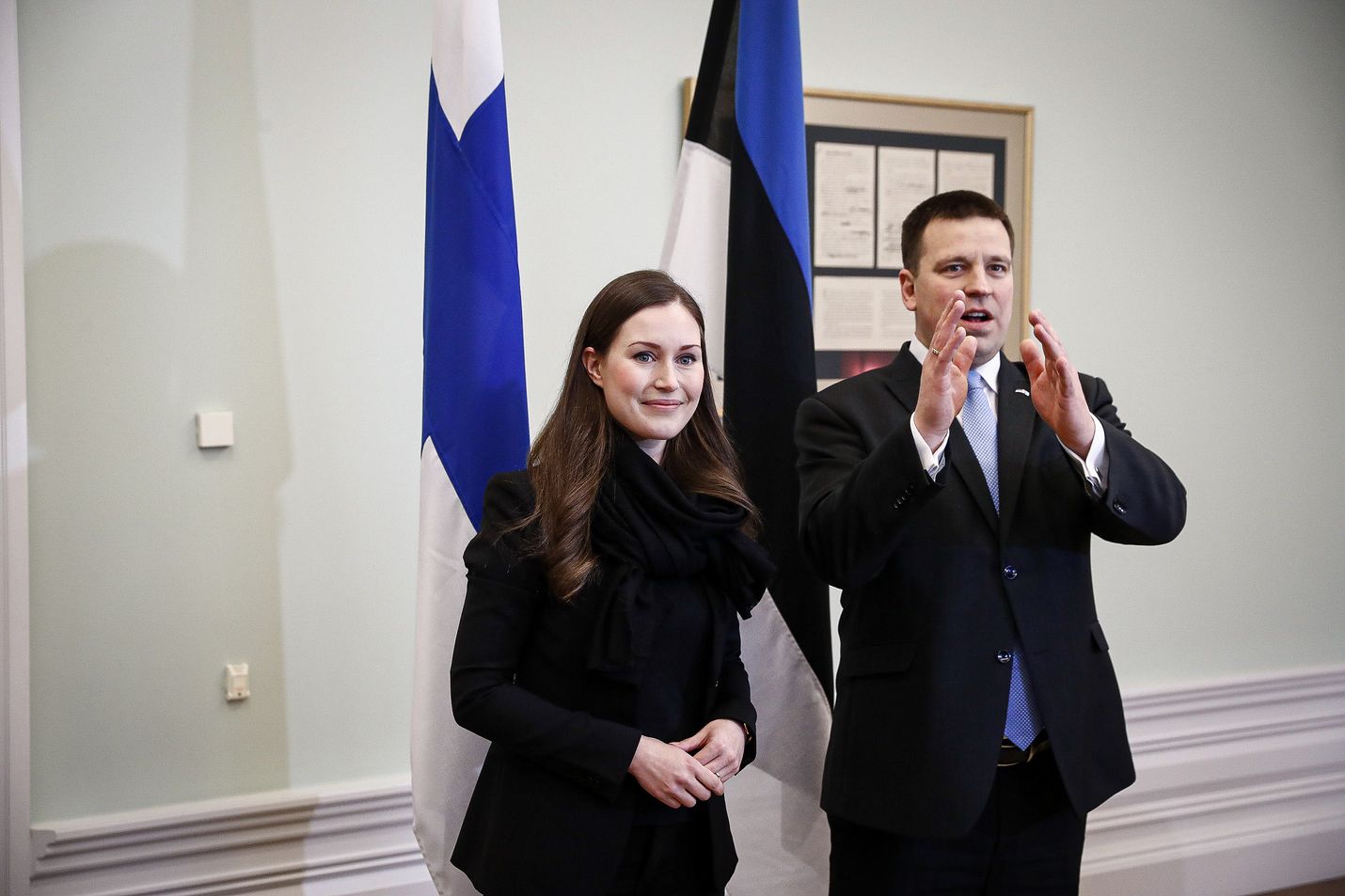 Suomen pääministeri Sanna Marin ja Viron pääministeri Jüri Ratas keskustelivat maiden välisestä yhteistyöstä Tallinnassa Marinin ensimmäisellä Viron vierailulla.